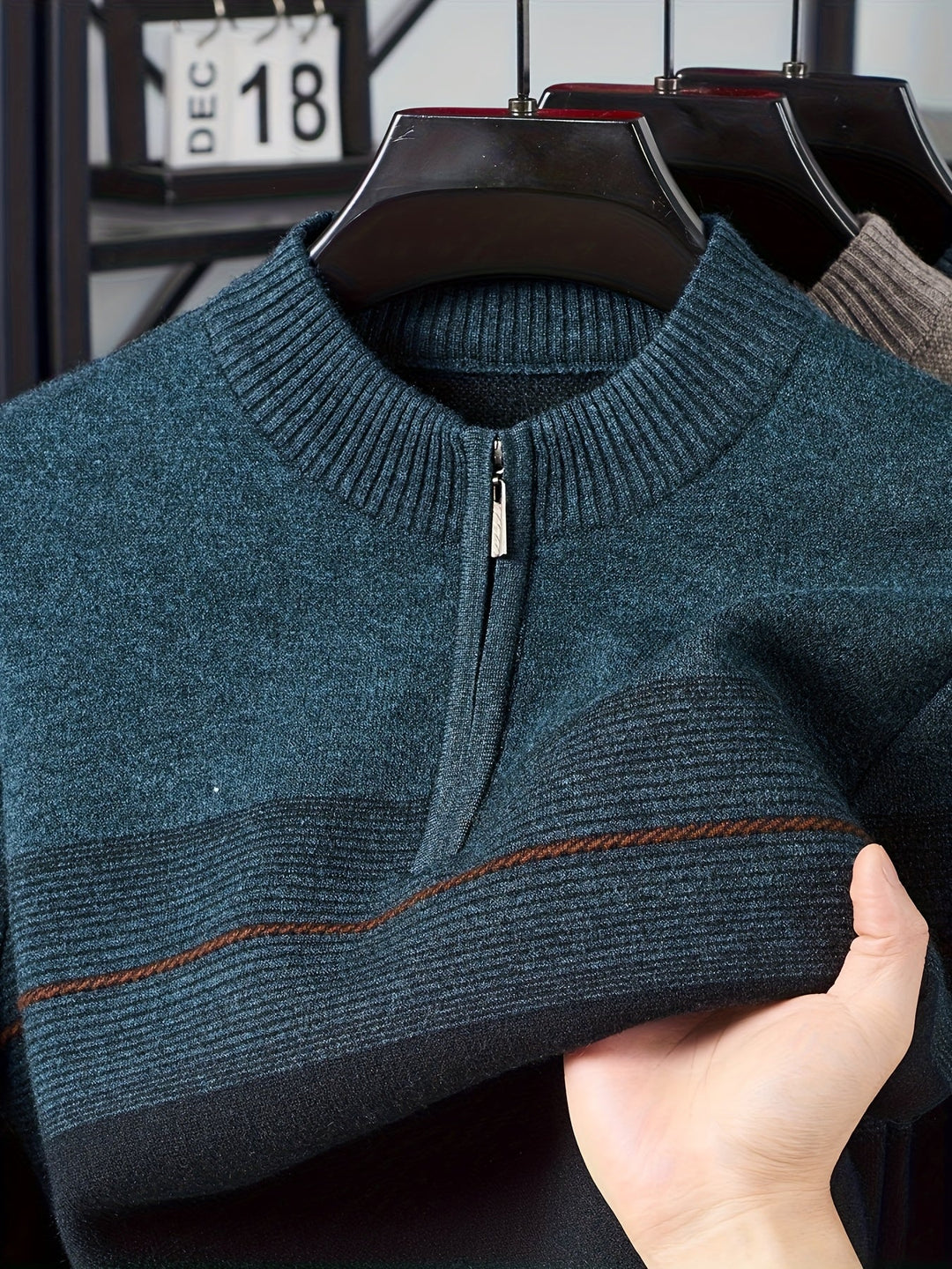 Oscar | Sweter z Zamkiem