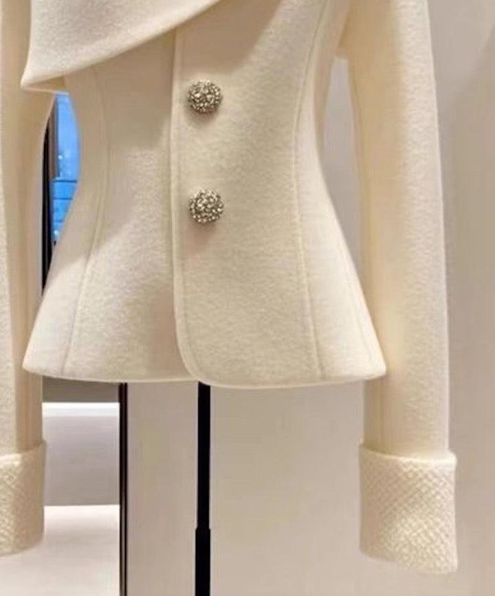 LIV – ELEGANCJA BEZ CZASU KURTKA