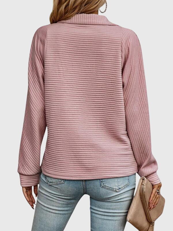 Abigail | Elegancki Sweter z Zamkiem