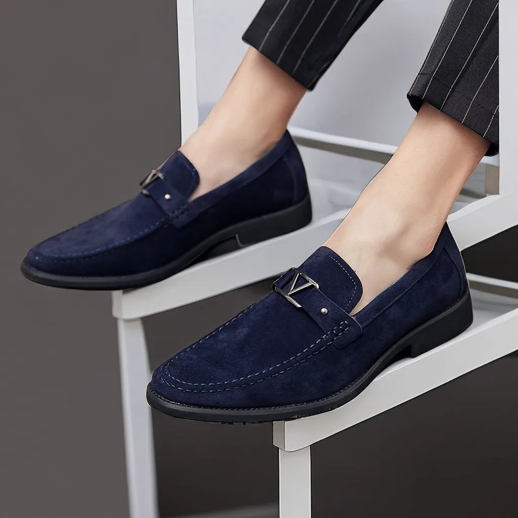 Ręcznie robione zamszowe loafersy Vellini Classics