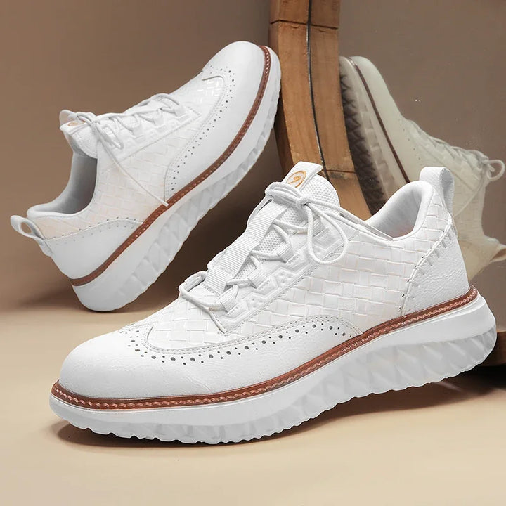 Lancaster Z ozdobnym noskiem Skórzane Sneakersy