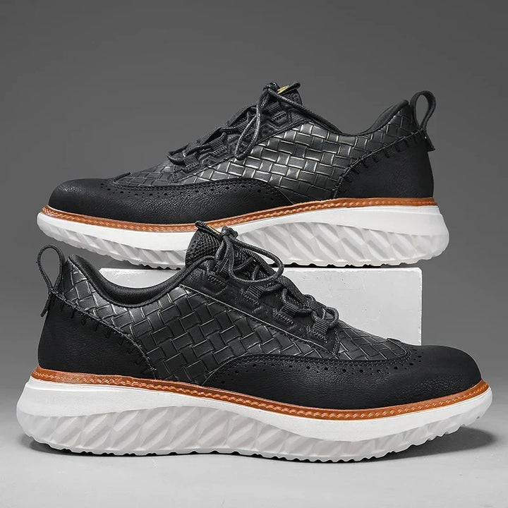 Lancaster Z ozdobnym noskiem Skórzane Sneakersy