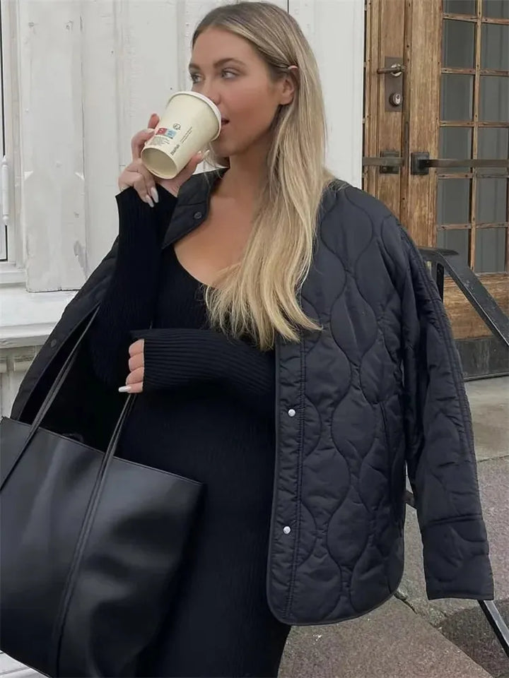 CAROLA | Luźna zimowa kurtka damska na co dzień