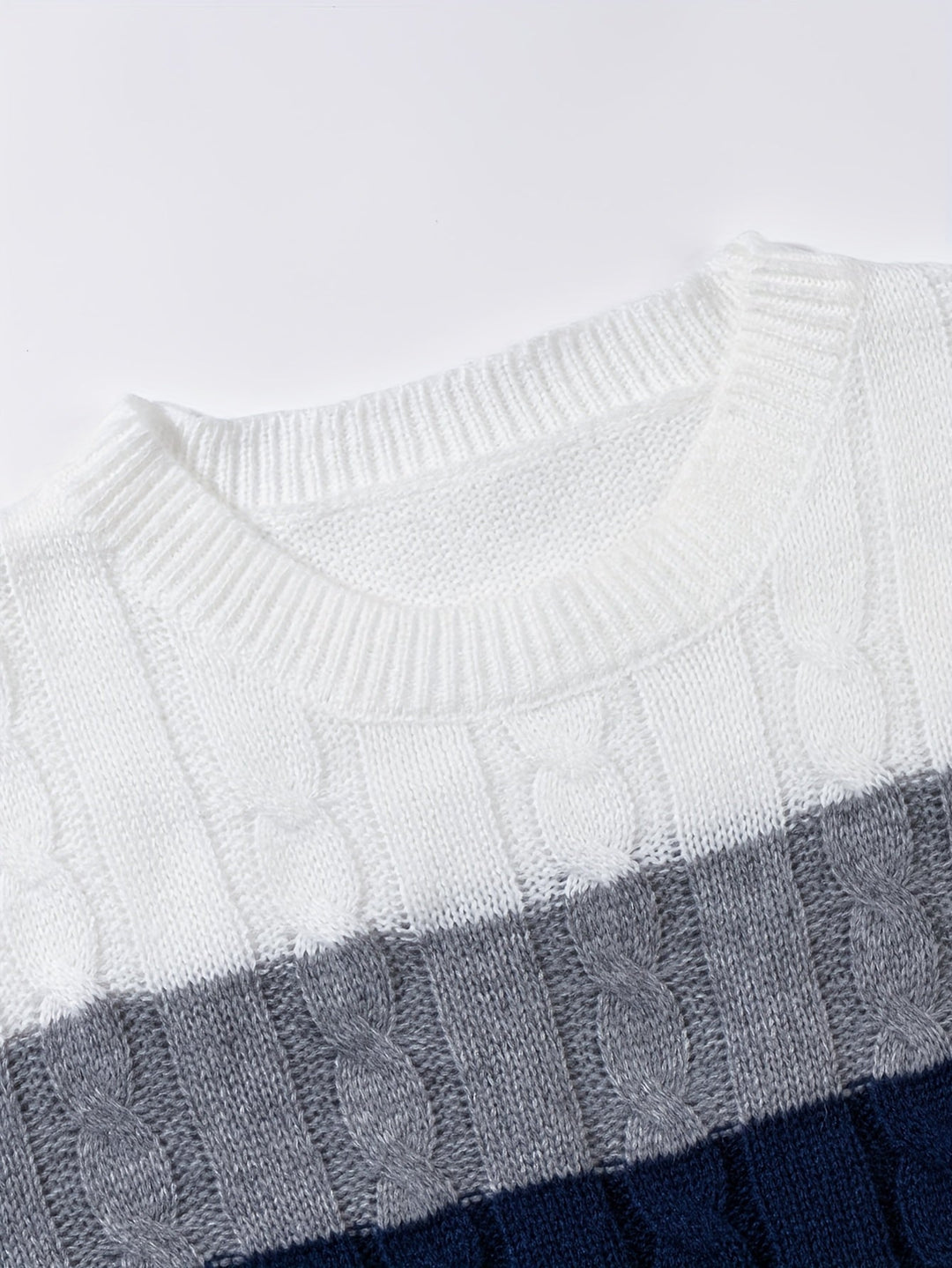 Nolan | Sweter z teksturowanym splotem warkoczowym