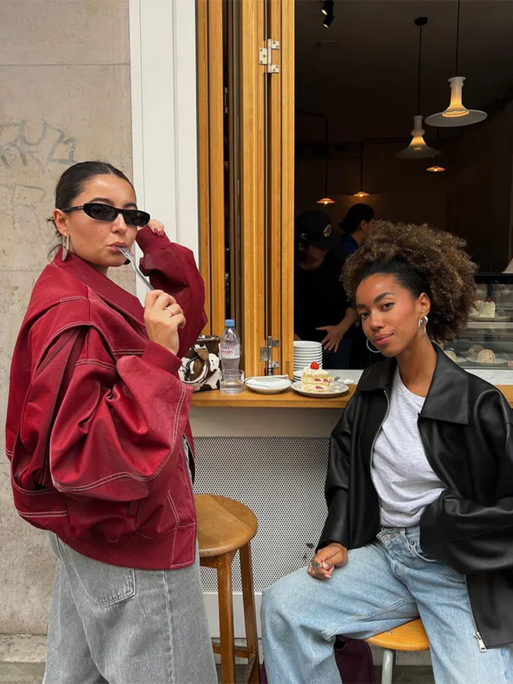 Kontrastowa kurtka oversize – oferta limitowana