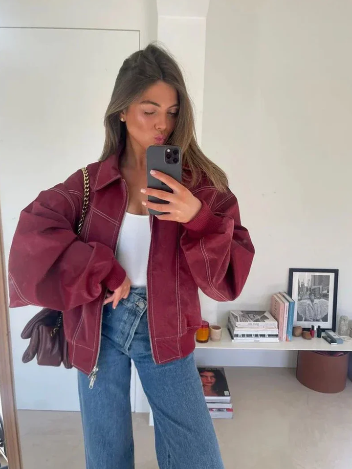 Kontrastowa kurtka oversize – oferta limitowana