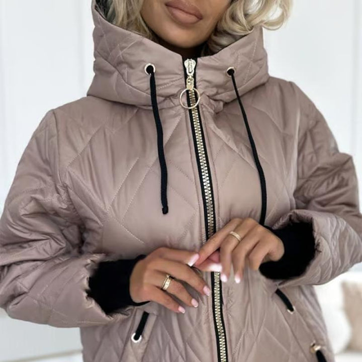 YANNAH – KURTKA Z DIAMENTOWYM QUILTINGIEM Z KAPTUREM