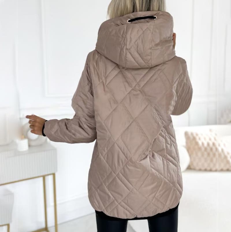 YANNAH – KURTKA Z DIAMENTOWYM QUILTINGIEM Z KAPTUREM